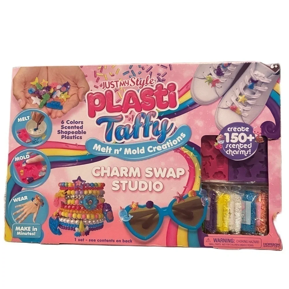 Plasti Taffy Melt n’ Mold Creations Charm Swap Studio NEW Craft